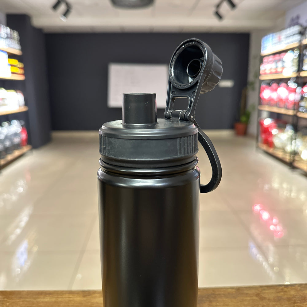 680ML Water Bottle with Clip and Lock